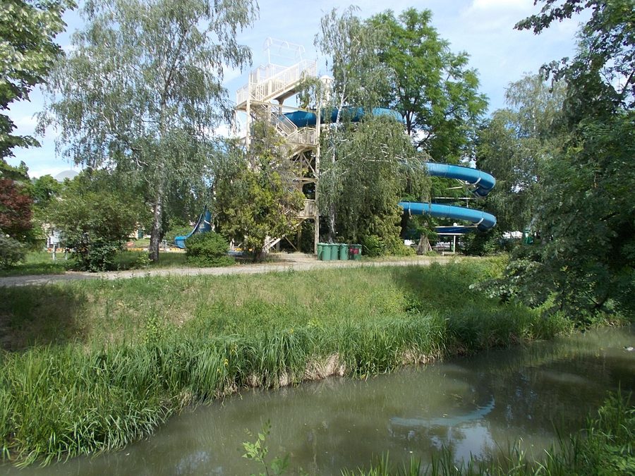 The Gyula Castle Bath waterslide beside the Élővíz-csatorna in Gyula.