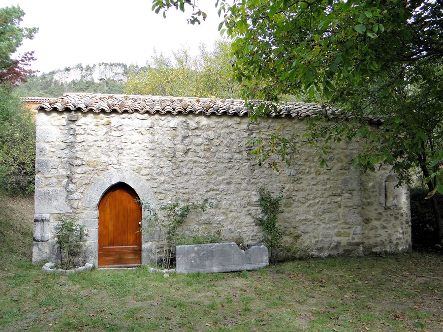 File:Valderoure - Chapelle Saint-Léonce -1.JPG