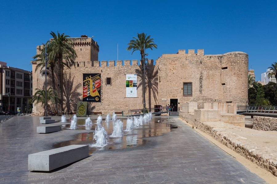 File:Palacio de Altamira, Elche, España, 2014-07-05, DD 01.JPG