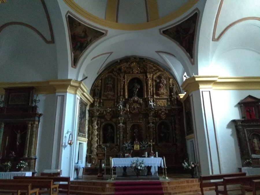 File:Iglesia de San Mateo de Peralejos de las Truchas.jpg