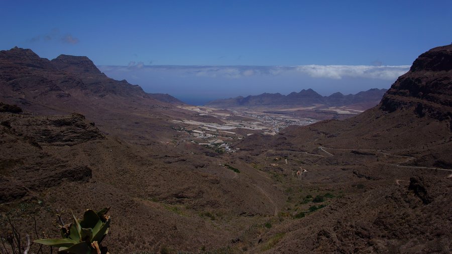 File:La Aldea de San Nicolas seen from GC200 - GC204 junction near Tasartico - panoramio.jpg