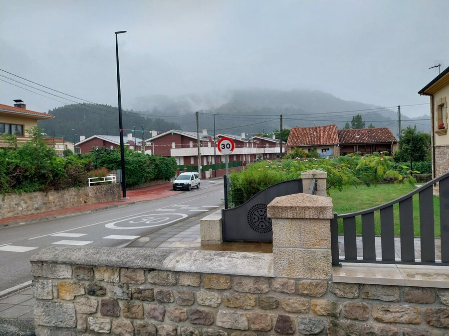 File:Los Corrales de Buelna, Barros 2.jpg