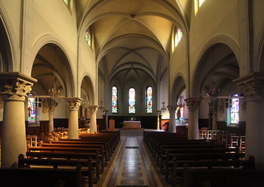 File:Malbuisson, église - img 44395.jpg