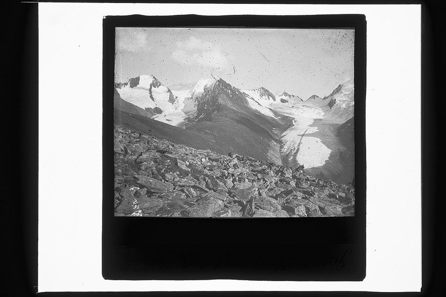 View from the Hohe Mut near Obergurgl of the Gurgler Ridge