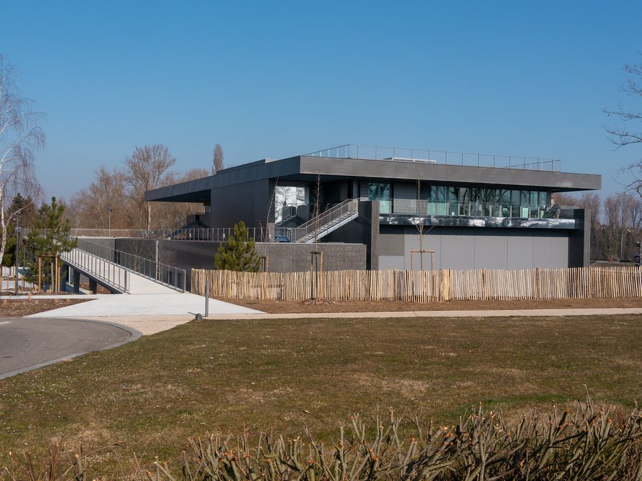 File:Infobest, Vogelgrun (P1090733).jpg