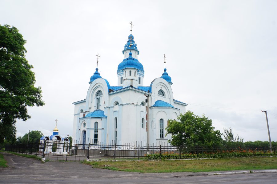 Pokrova Cathedral in Tsarychanka, Ukraine