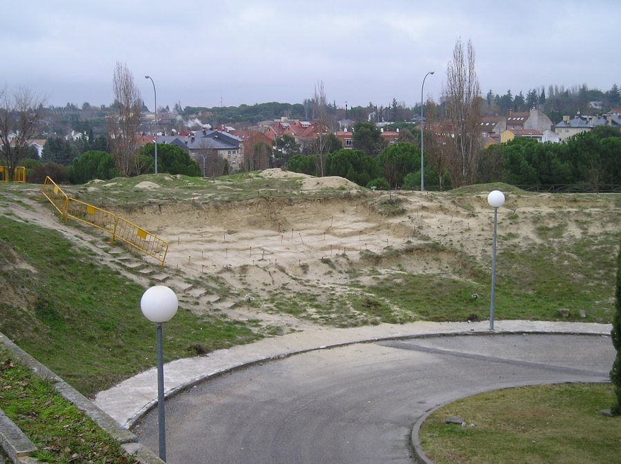 File:SOMOSAGUAS-NORTE.JPG
