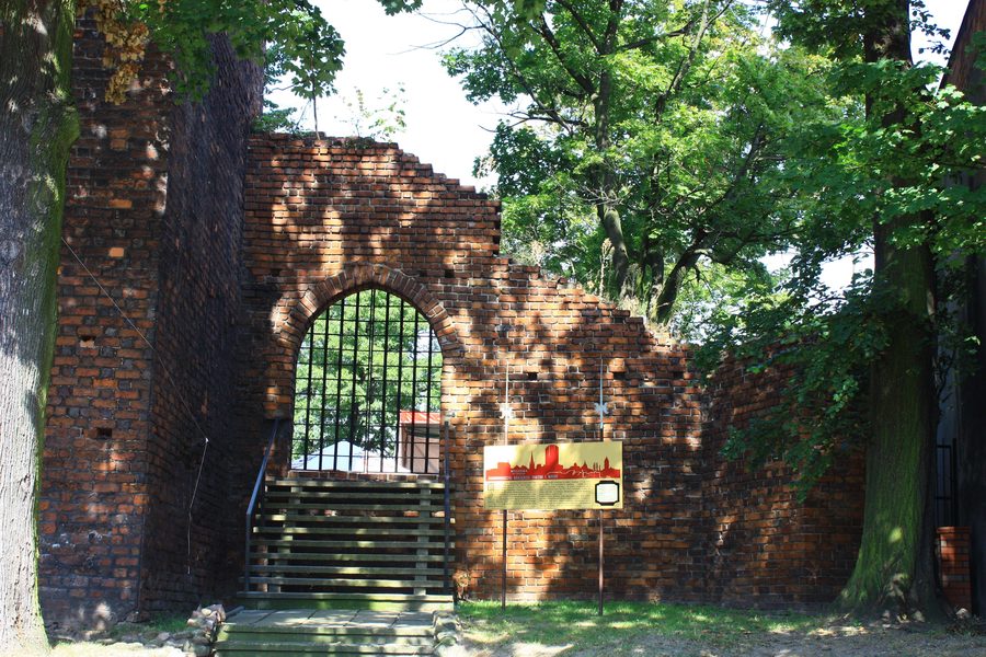 Castle ruin with tower and museum in Ostrzeszów
