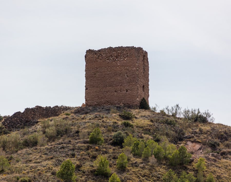 File:Torre de las Encantadas, Sabiñán, Zaragoza, España, 2018-04-05, DD 37.jpg