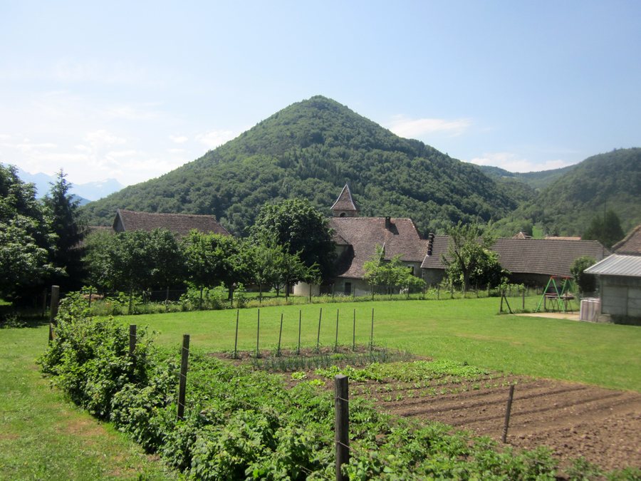 File:Treffort, dép. de l'Isère, France. - panoramio.jpg