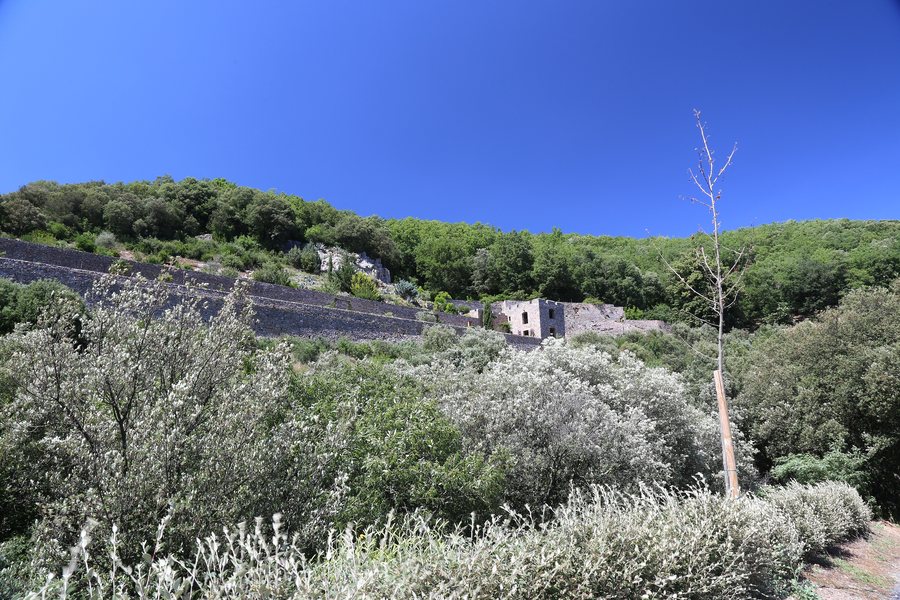File:34600 Pézènes-les-Mines, France - panoramio (1).jpg