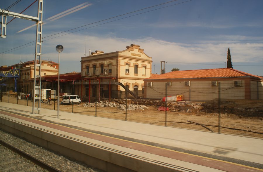 File:Estación Venta de Baños 2.jpg