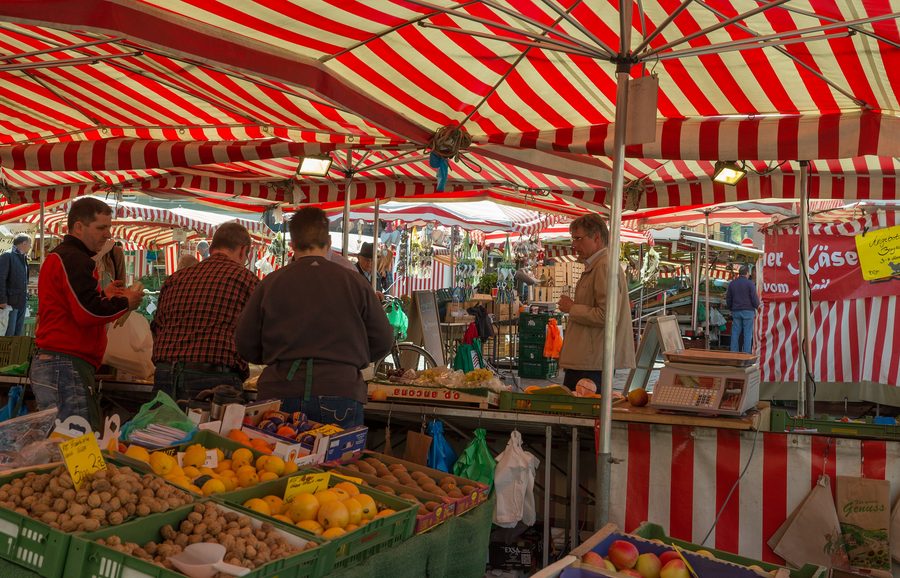 Nuremberg Hauptmarkt with the Church of Our Lady