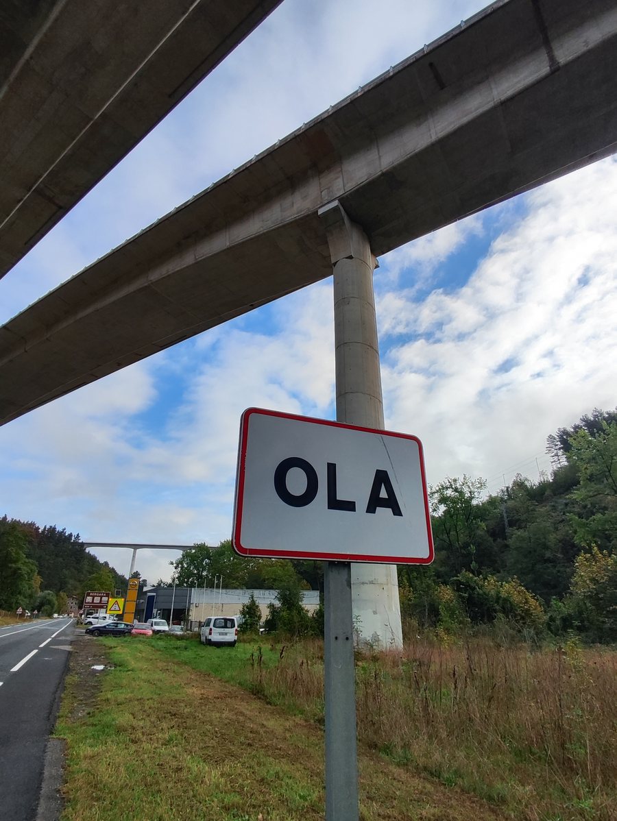 File:Ola, Bergara (Gipuzkoa) entrada a la localidad.jpg