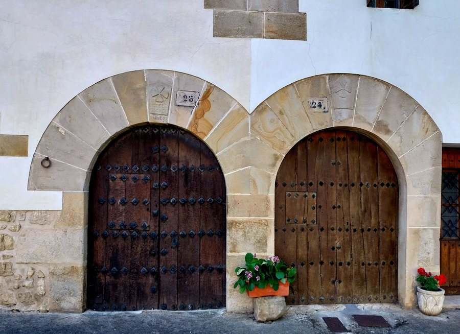 File:Urdiain - Puerta 08.jpg