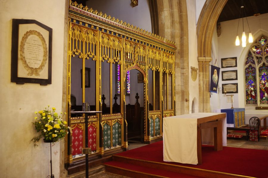Innenraum der Pfarrkirche von Newport Pagnell