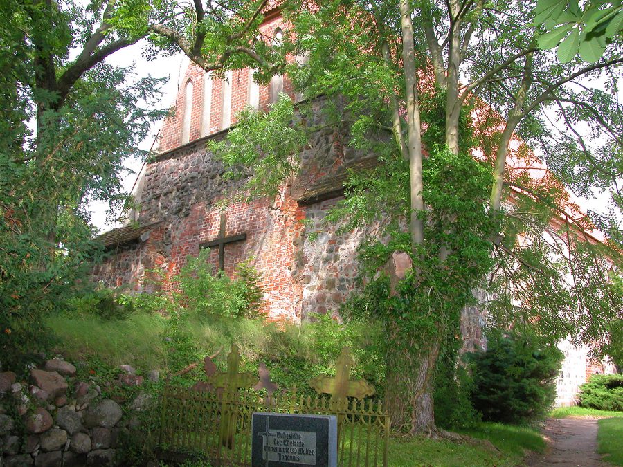 Church in Hohenmocker with a free-standing bell tower