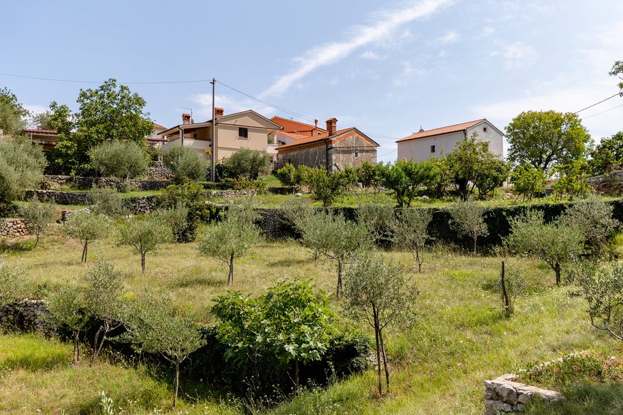 File:A small village Baći, Općina Kršan, county Istria, Croatia.jpg