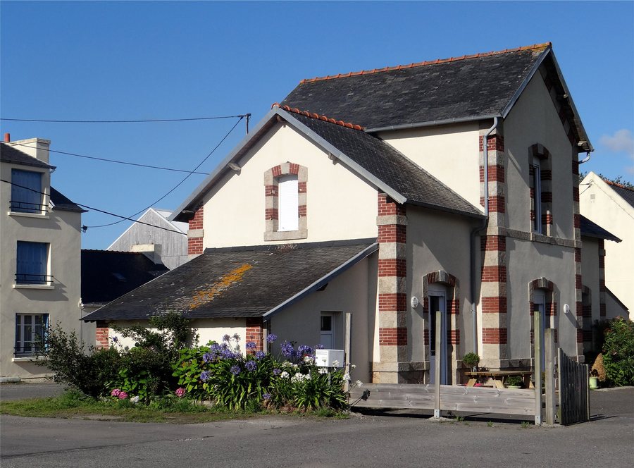 File:Plounéour-Trez-02.jpg