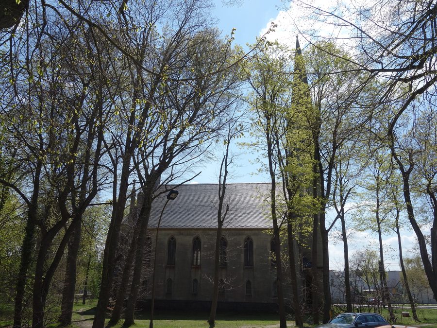 Nordansicht der Kirche Kalkberge in Rüdersdorf bei Berlin
