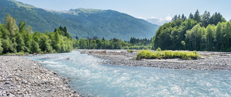 File:Giffre river in Samoens (10).jpg
