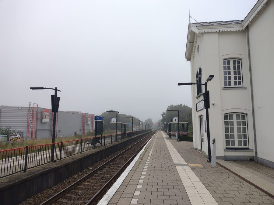 Platforms of Reuver train station