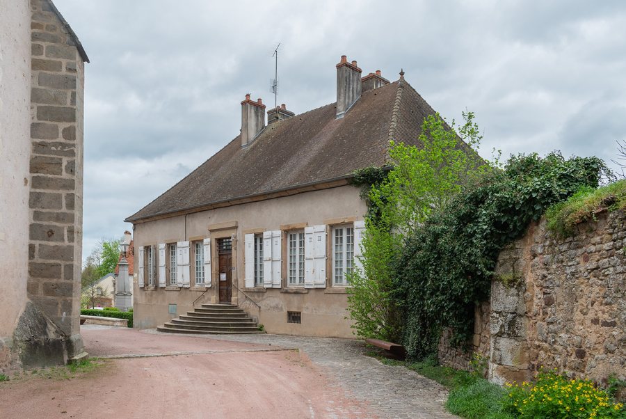 File:14 rue de l'Eglise in Arnay-le-Duc (1).jpg
