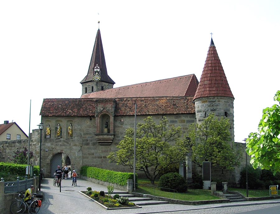 Kirchenburg St. Georg in Effeltrich im Landkreis Forchheim