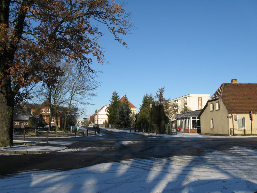File:Bad Kleinen Blick vom Bahnhof ins Dorf 2009-01-02 012.jpg