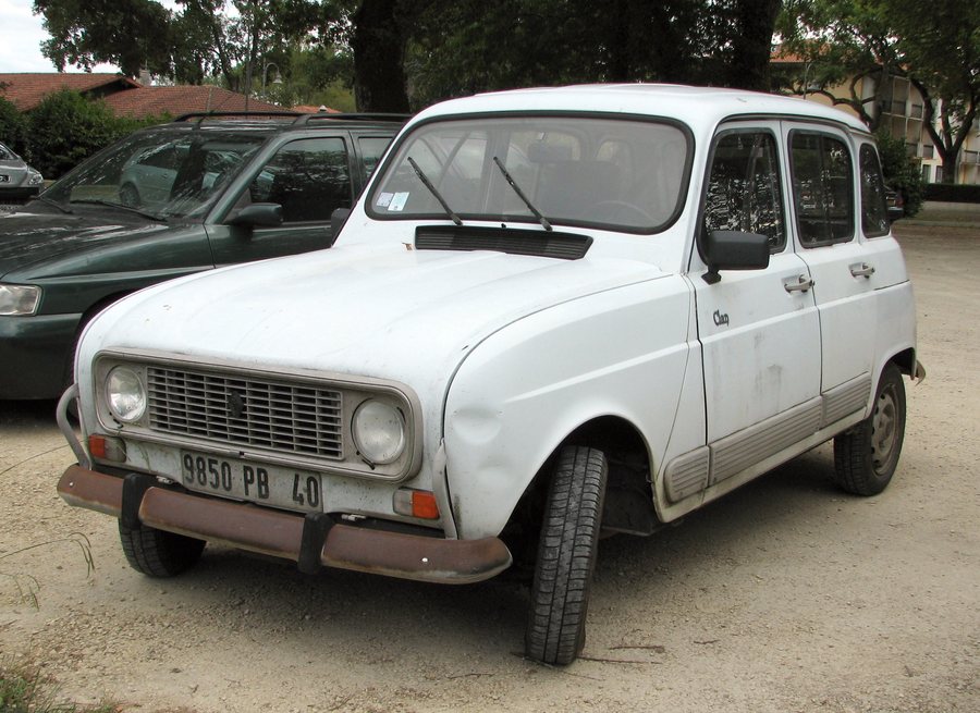 File:Sabres, Landes - France (3976926634).jpg