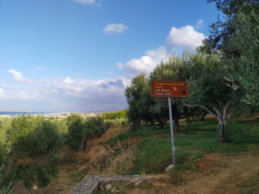 Late Minoan tholos tomb in Maleme, Crete