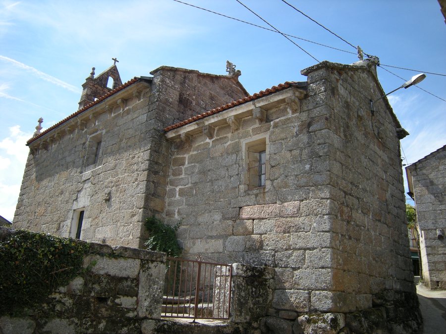File:Igrexa de Santa Mariña de Esposende, Cenlle.jpg