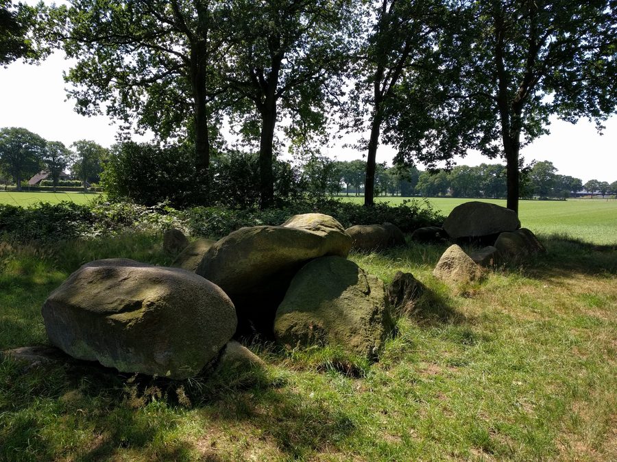Hunebed D51 in Noord-Sleen, Drenthe