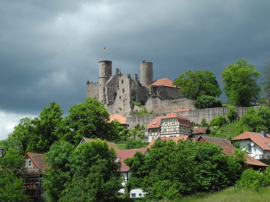 Hanstein Castle near Bornhagen in the Eichsfeld district with the Rimbach district in the background