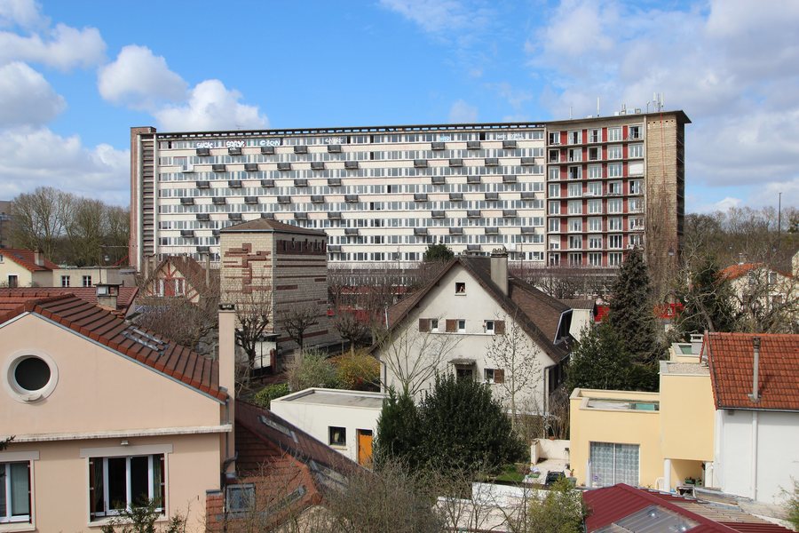 File:Résidence universitaire Jean-Zay à Antony le 30 mars 2015 - 45.jpg