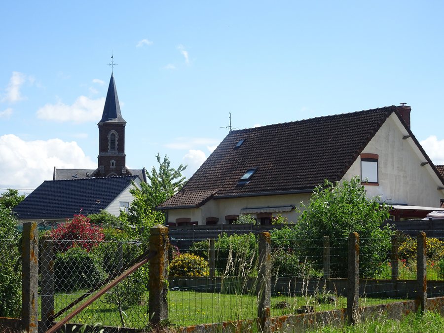 File:Isbergues Église Saint-Pierre de Berguette.jpg