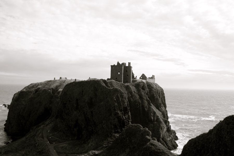 Dunnottar Castle auf einem felsigen Küstenvorsprung nahe Stonehaven