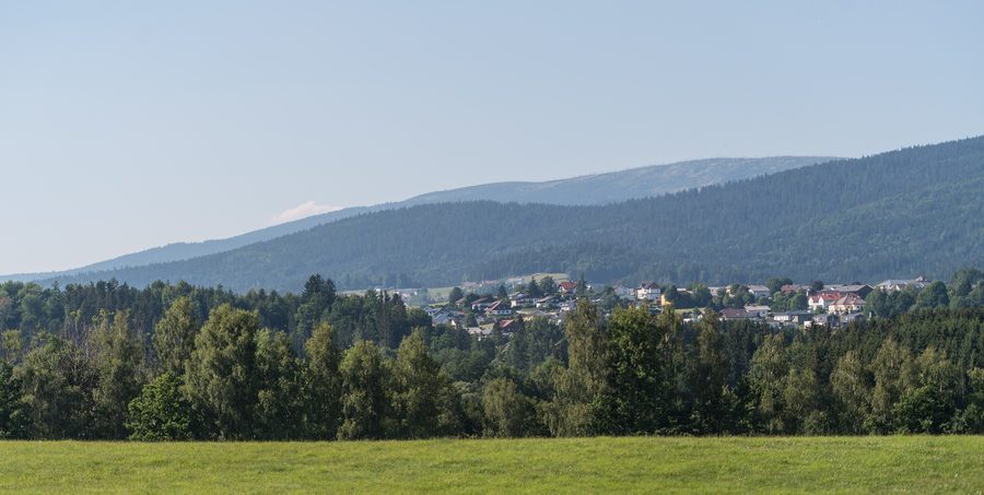 View from Berdetschlag near Ulrichsberg toward Klaffer am Hochficht and into the Bohemian Forest