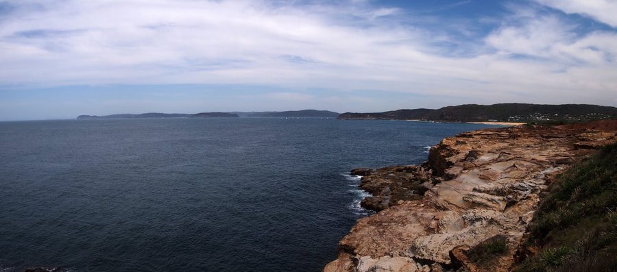 Coastal landscape along the Bouddi Coastal Walk near Killcare