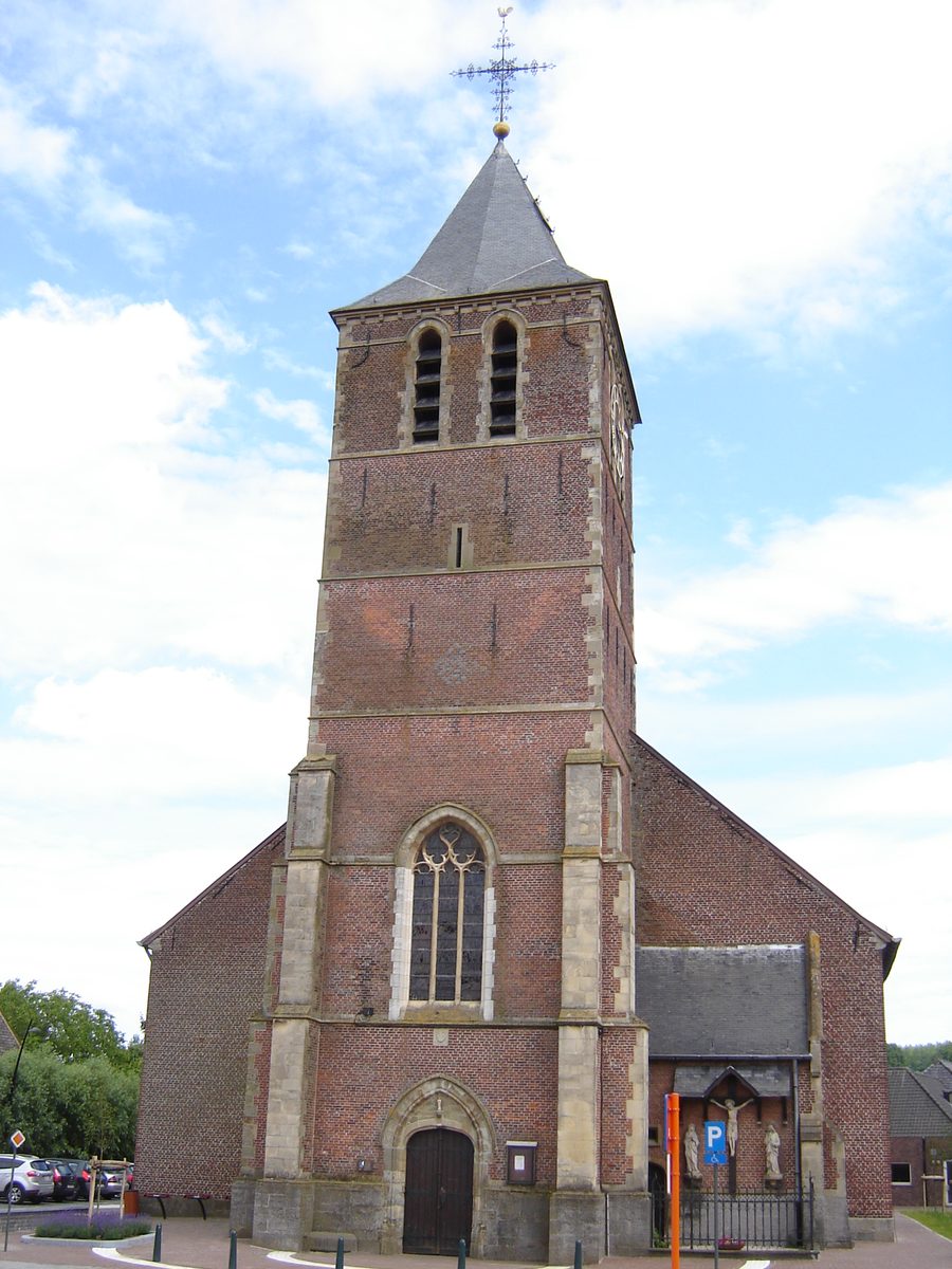 Sint-Petruskerk in Schorisse, Maarkedal, East Flanders
