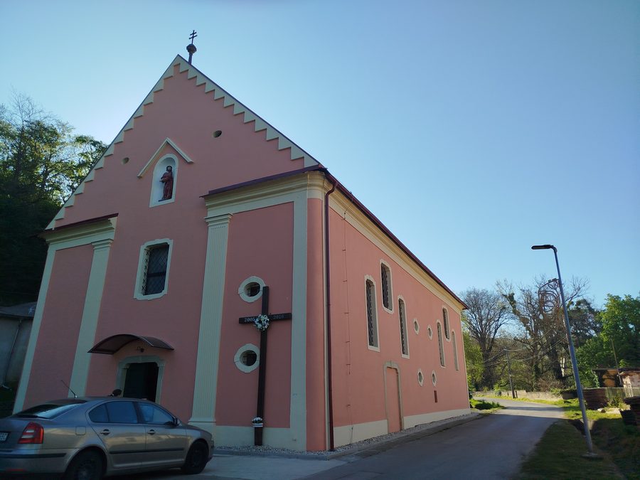 Kirche zur Erhöhung des Heiligen Kreuzes in Sokolovce, Slowakei