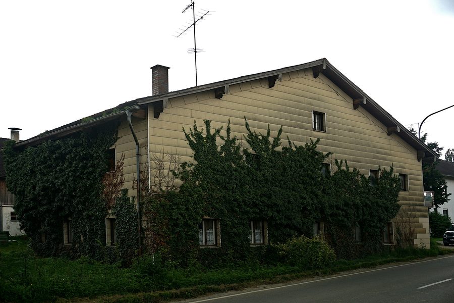 Historic Rottal farmhouse with stable in Kohlstorf near Arnstorf