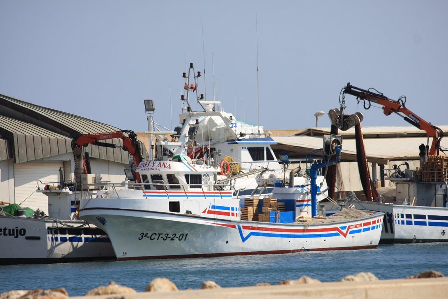 File:Fishing Boat, Puerto de Mazarron - Spain, Sept 1 2013. (10348641034).jpg