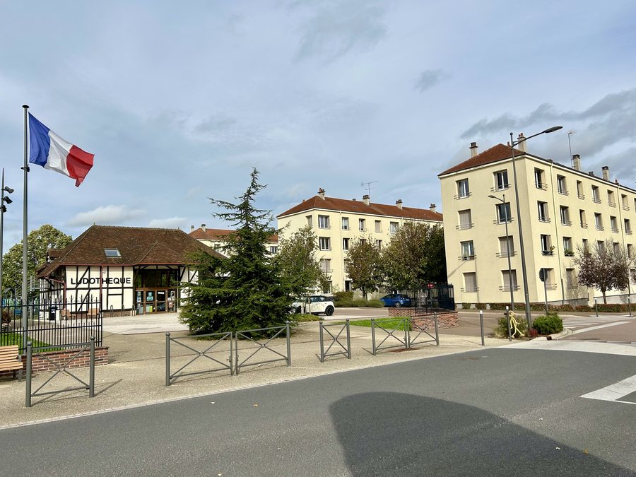 File:Saint-André-les-Vergers - Agenor Cortier.jpg