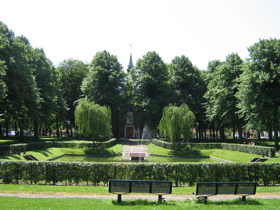 Park in front of the church on Borssele's central square