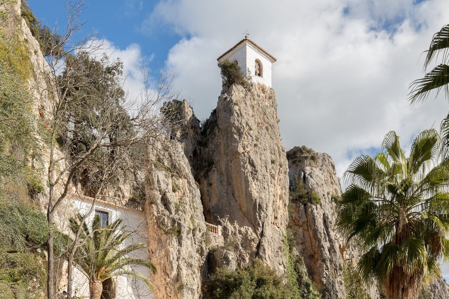 File:Campanario, Guadalest, Alicante, España, 2023-01-21, DD 21.jpg