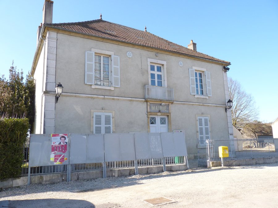 File:Magny les Aubigny 0001.JPG
