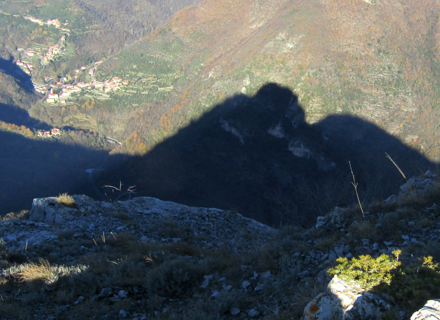 Monte Peso Grande or Castell'Ermo (Ligurian Prealps): shadow on Pennavaira Valley, on the left Nasiono (SV)