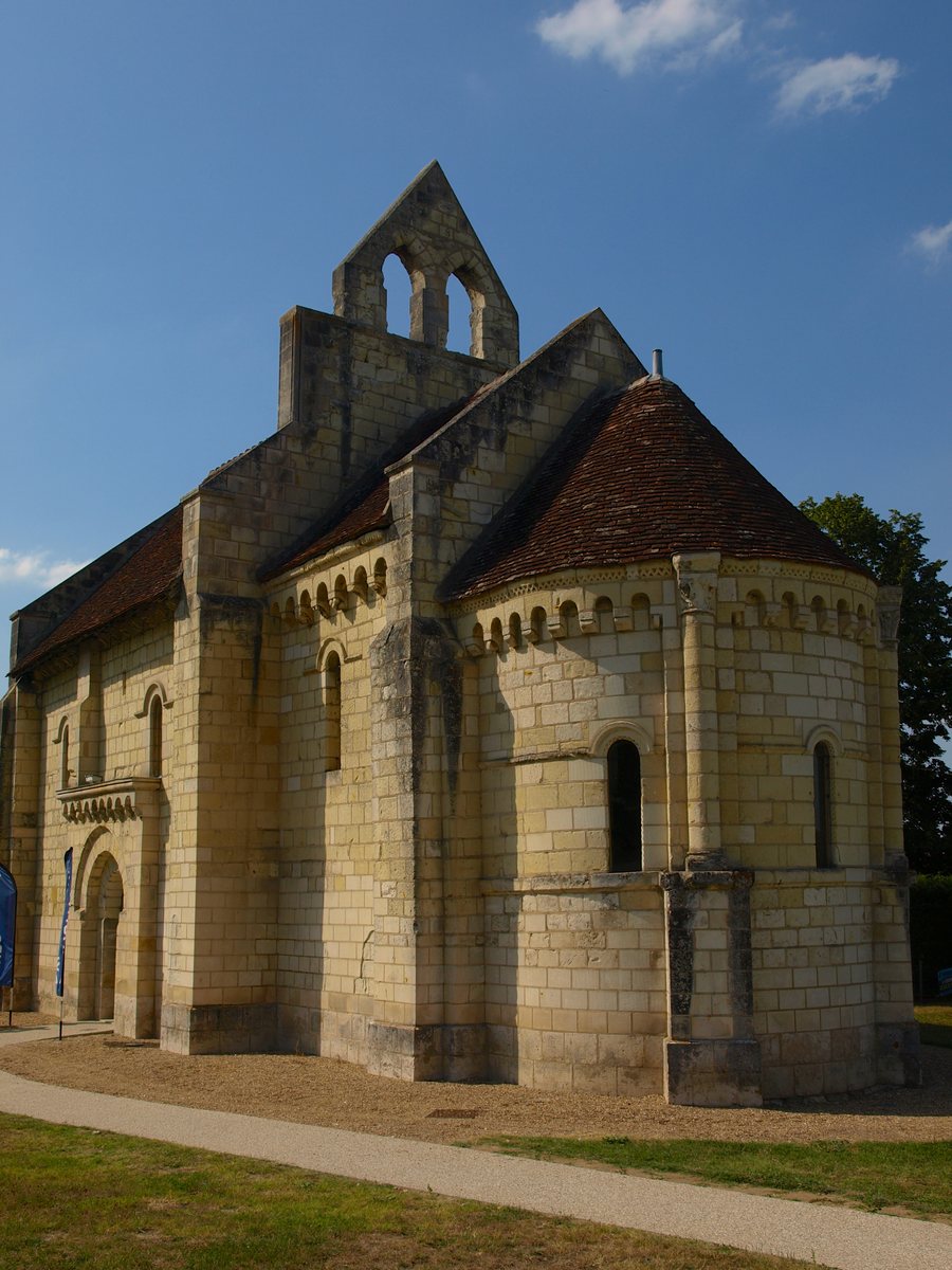 File:Noyers sur Cher La Chapelle Saint Lazare Vue n°1.jpg