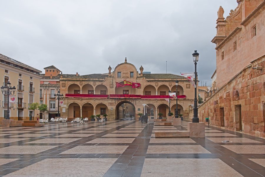 File:Lorca Ayuntamiento de Lorca from the eastern end of Plaza de España.jpg